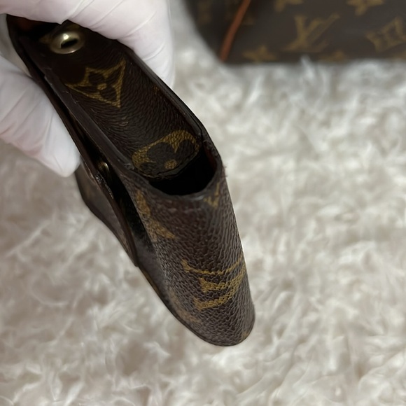Authentic Vintage Louis Vuitton Monogram Cigarette Card/Key Holder - Picture 16 of 17